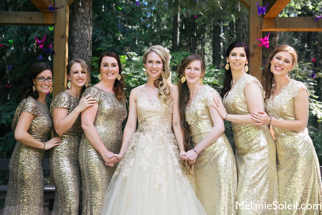 Harmony Ridge Lodge bridal party photos