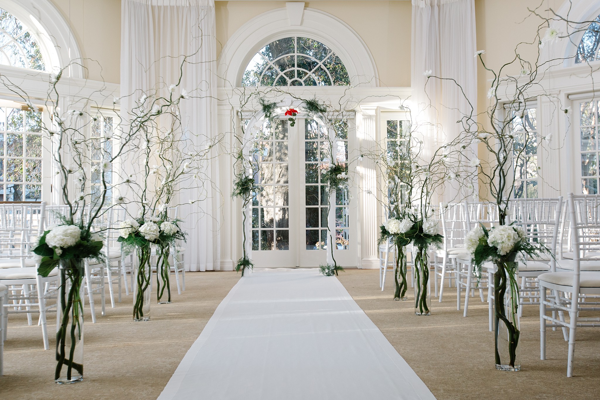 Vizcaya winter wedding blush pink with white flowers ©Andrew and Melanie Photography